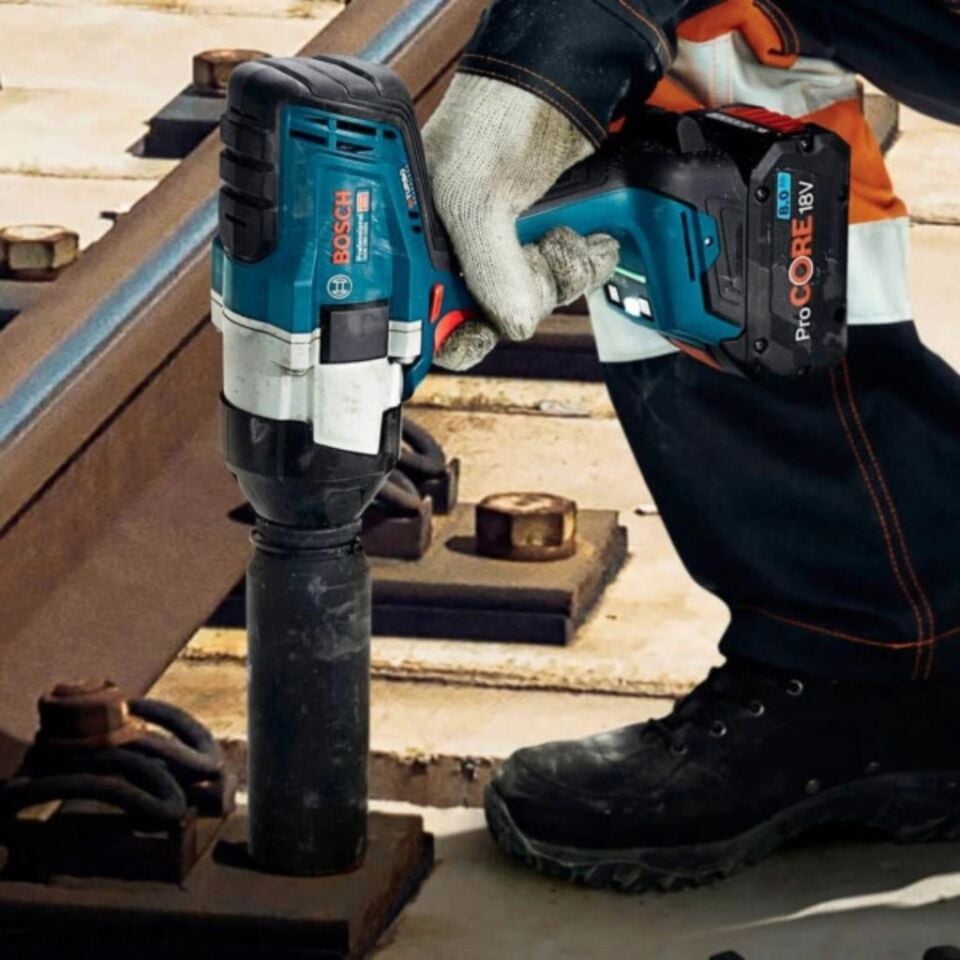 Bosch Gds 18v 1000 Akülü Darbeli Somun Sıkma Makinesi (Akü Hariç) 06019J8300