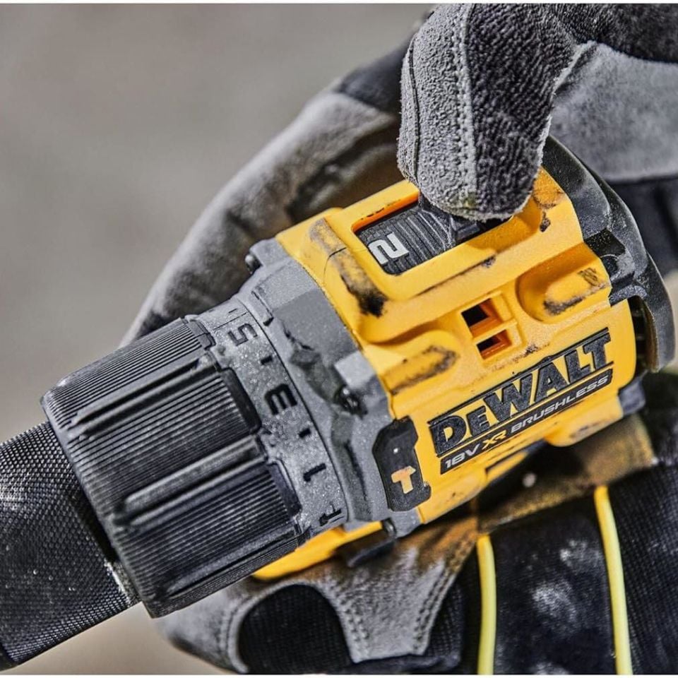 Dewalt Kömürsüz Akülü Darbeli Matkap 90Nm (Akü Hariç) DCD805NT-XJ