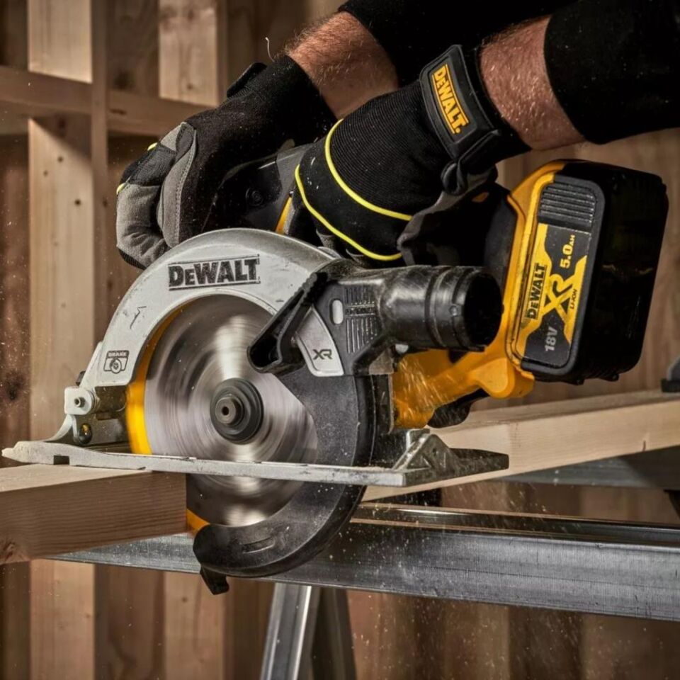 Dewalt DCS565P2 Kömürsüz Çift Akülü Daire Testere 2x5 Amper