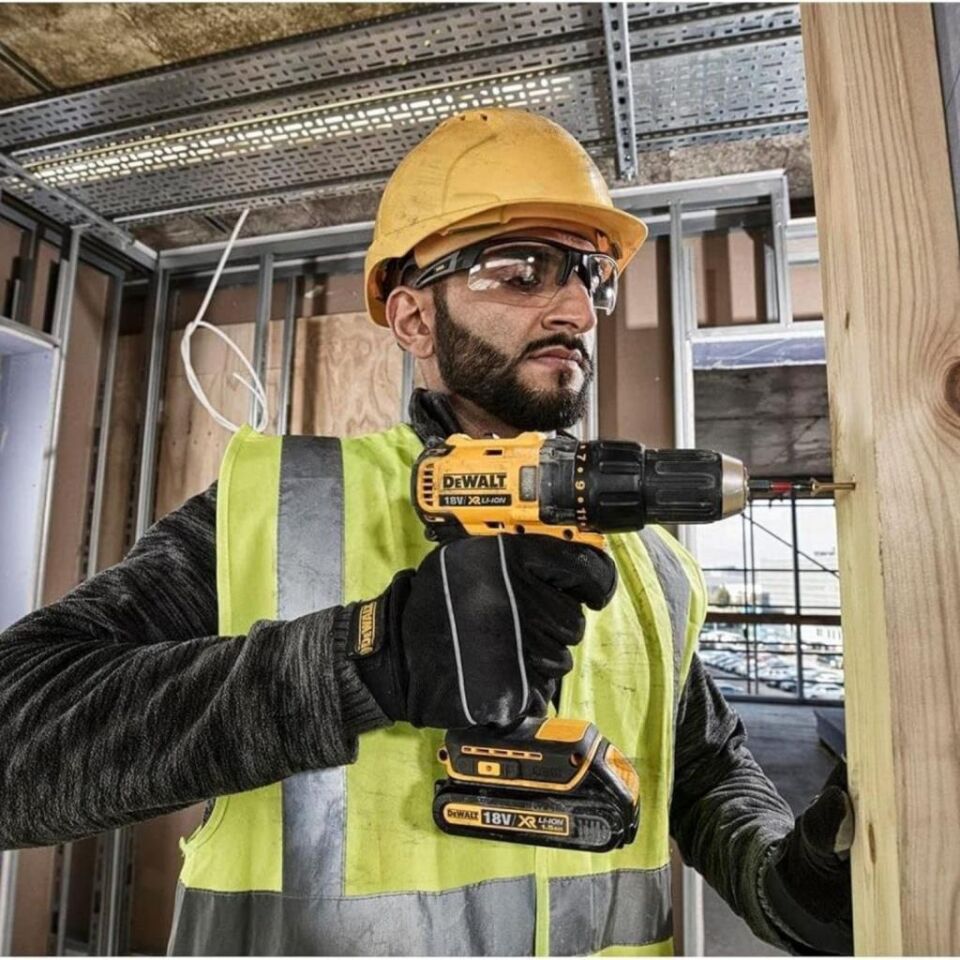 Dewalt XR Kömürsüz Akülü Darbesiz Vidalama 65Nm DCD777S2T-QW 2x1,5 Ah
