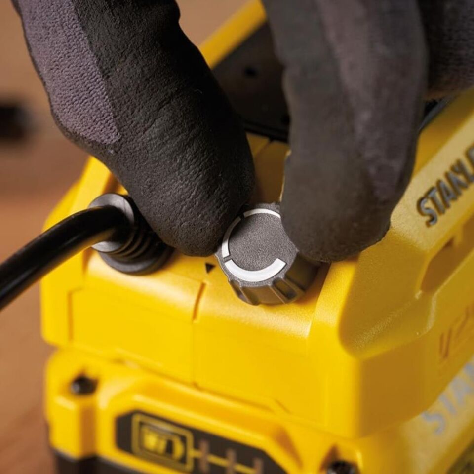 Stanley Akülü Mini Taşlama ve Gravür El Motoru (Akü Hariç) SFMCE030B-XJ