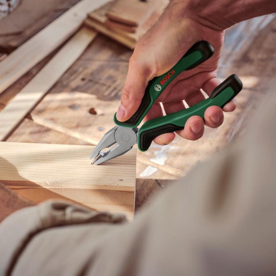 Bosch Universal 17 Parça El Aleti Seti 1600A02BY5 TEŞHİR